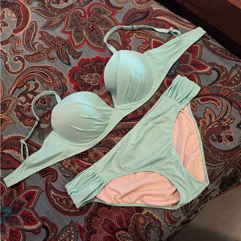 Smart & Sexy Women's Swim Secret Convertible Push-up Bikini Top & Bottom